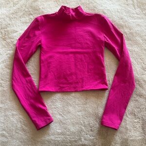 Aritzia Babaton Women's contour hot Pink Long Sleeve turtleneck Top S